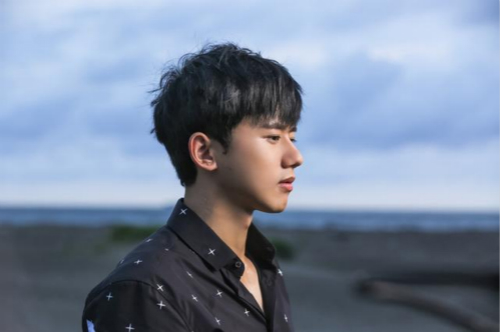 张杰：“有一次站在25楼阳台上，真的想往下跳”他是如何扛过抑郁症的？