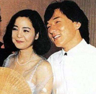 邓丽君和成龙是什么关系啊