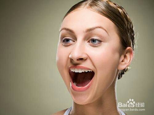 嘴巴苦是什么原因造成的