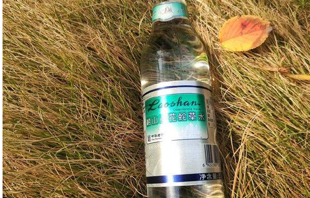 崂山白花蛇草水的主要功效是什么？