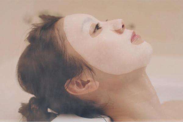 敷面膜后要马上洗脸吗?