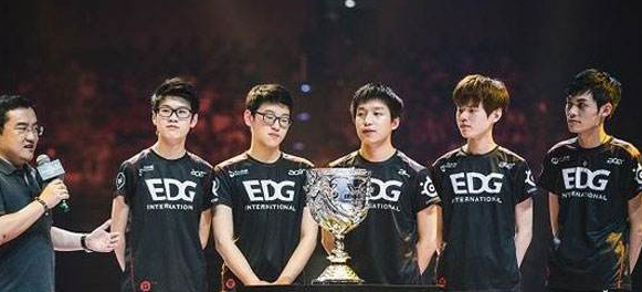 如何评价edg吧的现状?