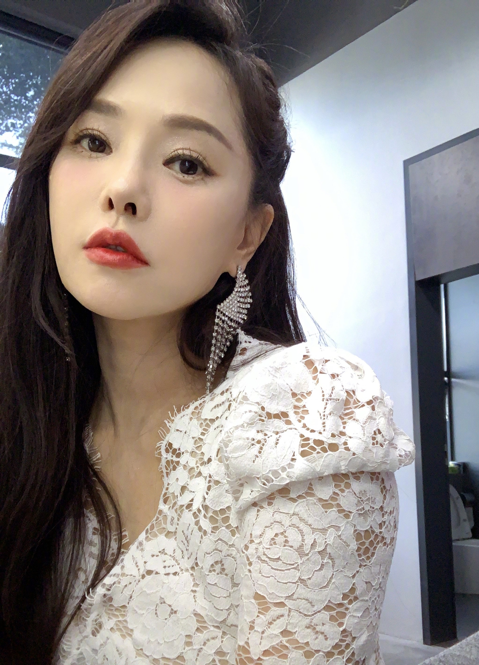 伊能静怼给黄奕写稿的人：不接受这个梗，开玩笑如何把握一个度？