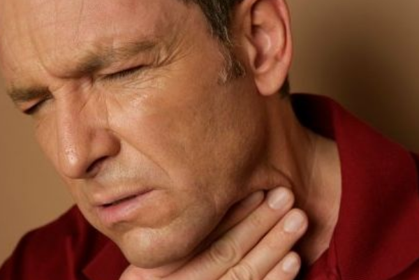 扁桃体发炎用什么办法治最好最快