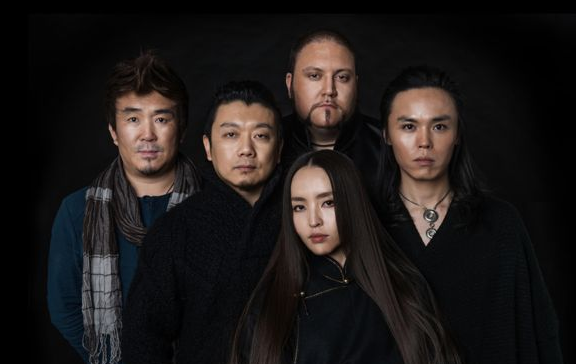 寂静的天空 歌词