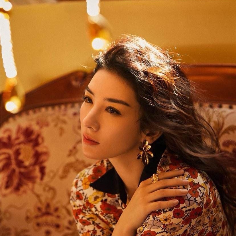 伊能静怼给黄奕写稿的人：不接受这个梗，开玩笑如何把握一个度？