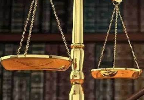 我的室友总是怼我说“你配吗”，我该怎么怼回去