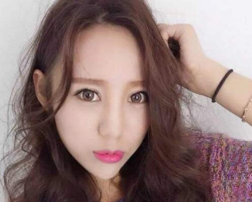 自然卷的头发适合什么发型？