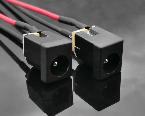 dc插头一般是2.1还是2.5