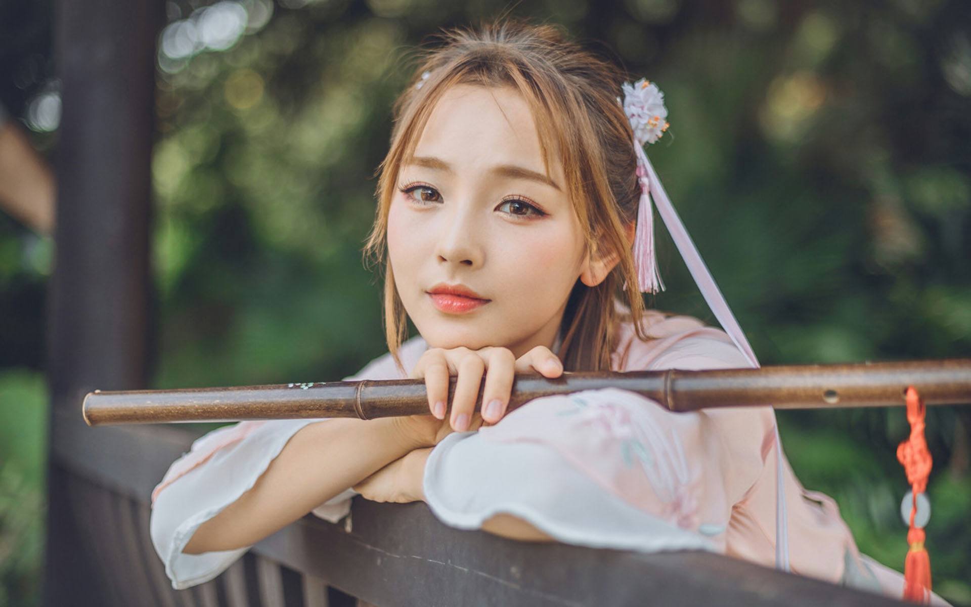 碧欧泉的眼霜好用吗