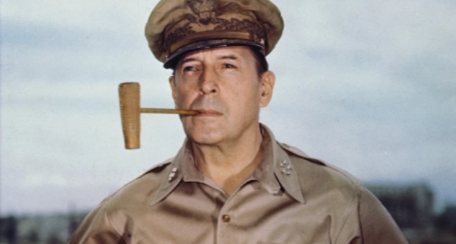 麦克阿瑟将军的简介？