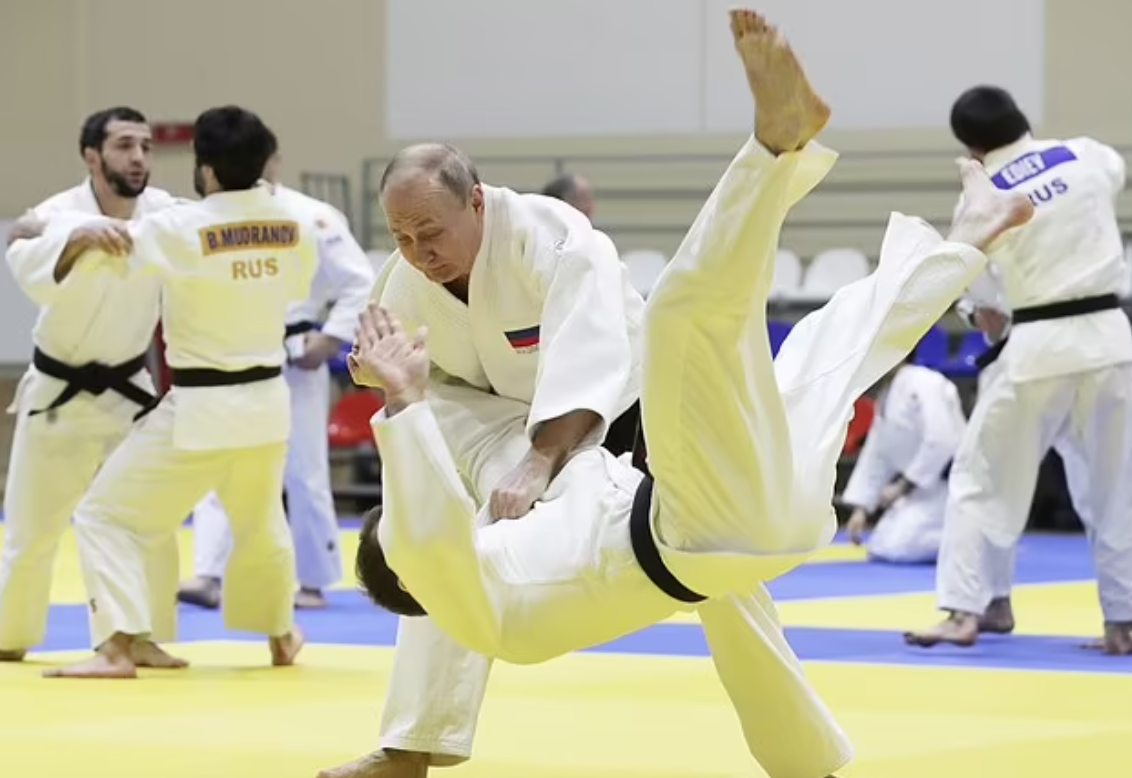 世界跆拳道联盟的赋予的“黑带九段”称号是种怎样的荣誉？