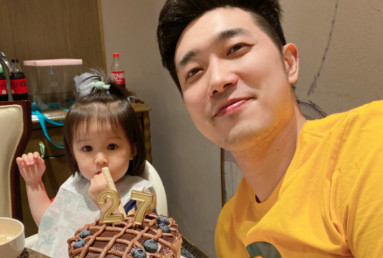 张常宁给吴冠希庆生太甜了，他们此前有过哪些恩爱场面？