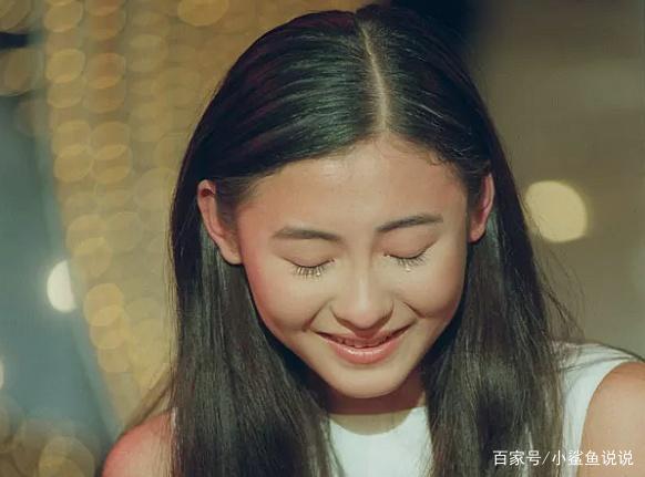 张柏芝开通微博了!发布的第一条微博,宣布了一件什么事呢?