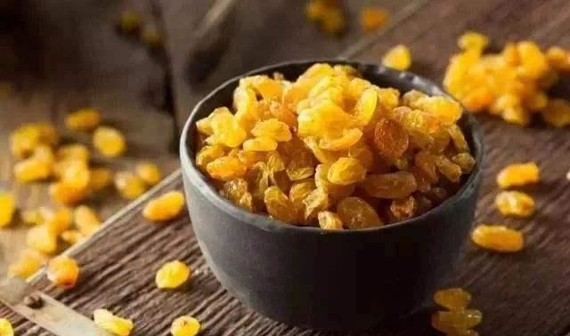 吃葡萄干的时候需不需要用水清洗？