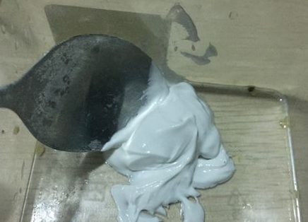 橡皮泥的制作方法