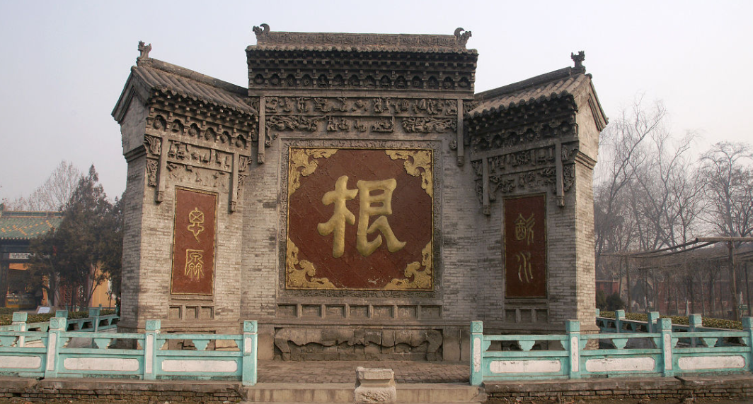 请问“洪桐县里无好人”的来历（典故）