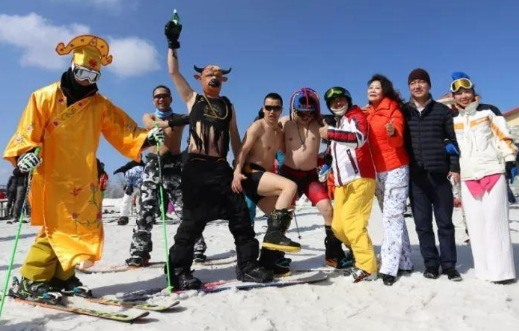 亚布力“光猪节”来袭!这个节日具有什么含义?