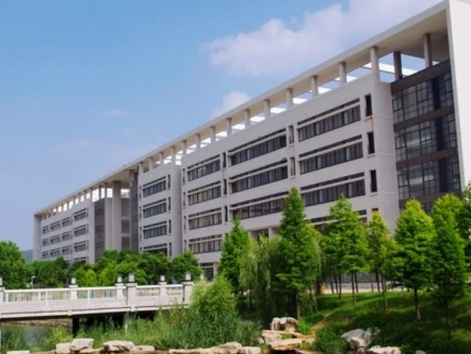 江苏最差的211是哪个学校？