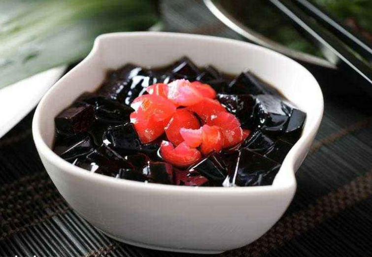 龟苓膏真的是用乌龟壳做成的么？