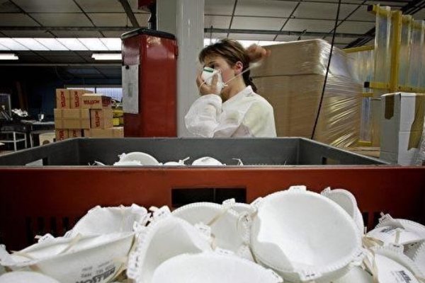 法国砍掉英国几百万口罩订单,这种做法是否会引起英国的不满?