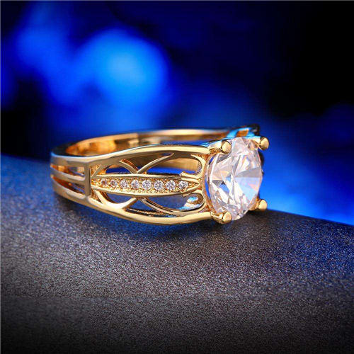 锆石戒指是什么,它很贵吗,那应该怎么挑?