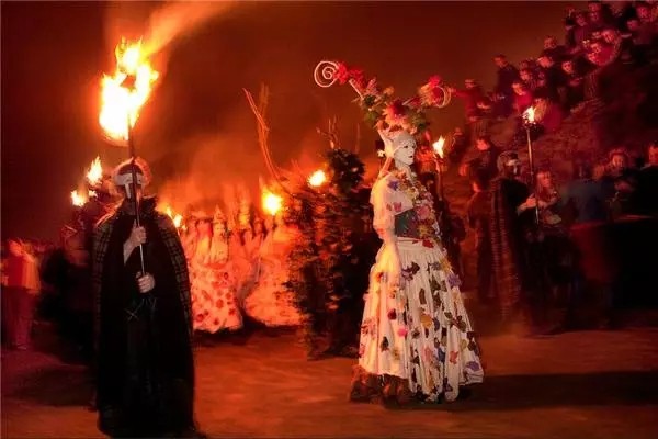 有一种奇葩的节日叫日本的裸体节,日本的这个节究竟是个什么样的?