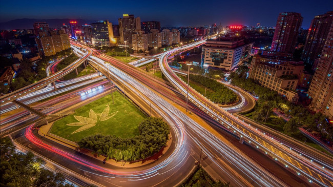 石家庄正定中学和精英中学那个更好一点?比较来说