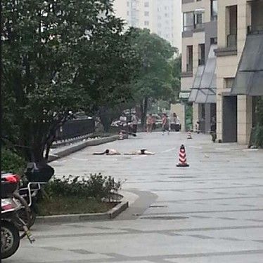 启东3名6年级女生从5楼坠落,发生坠楼的原因是什么?