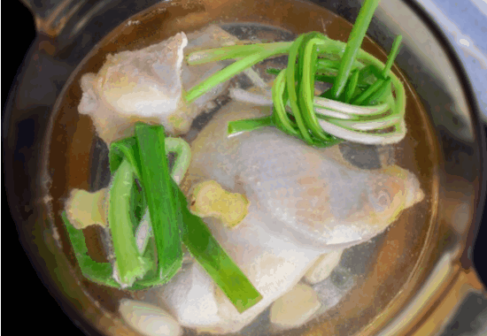 清炖鸡怎样做才好吃?