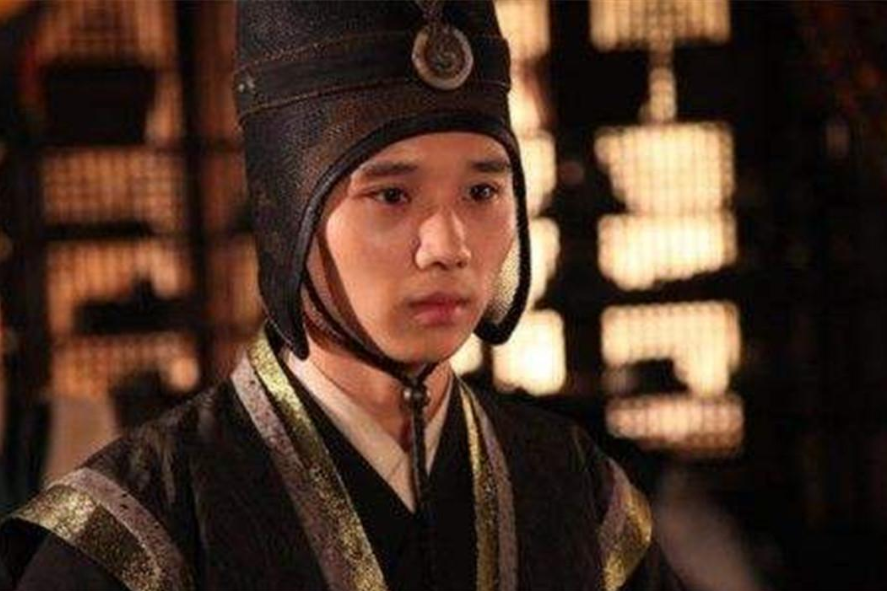 为何说何皇后是中国古代历史上,靠送礼而买来的皇后?