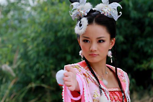 《活佛济公》这部电视剧的剧情是什么？