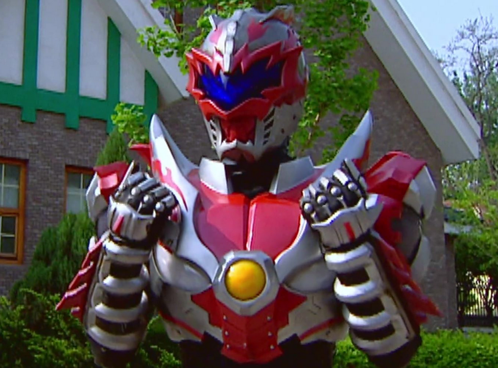 《铠甲勇士》炎龙铠甲的扮演者是谁？