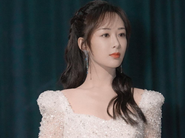 张艺兴叫杨紫姐姐，他为何会这么叫杨紫？