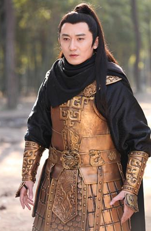 《隋唐演义》中裴元庆和宇文成都到底哪个强？