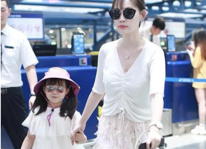 王宝强妈妈去世是真是假，王宝强妈妈去世马蓉去了吗？