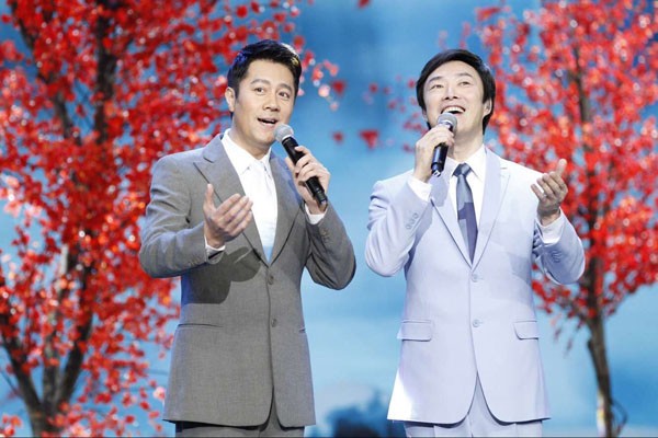 蔡国庆回应粉丝“过气“提问,幽默不失风度,蔡国庆最近为什么频繁登上热搜?