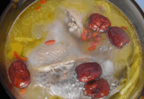 清炖鸡怎样做才好吃?