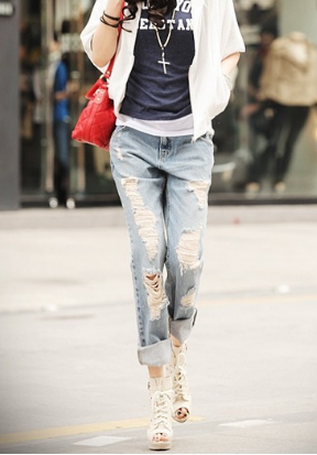 鱼嘴鞋要搭配什么衣服比较好看?