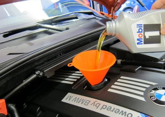 全合成机油应该多久换一次？