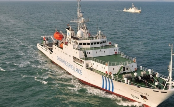 长江口外两船碰撞8人遇难,事故原因是什么?