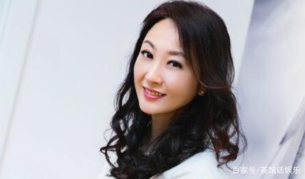 体育主持人张斌主持奥运频道时场面失控,因此被停职发生了啥?