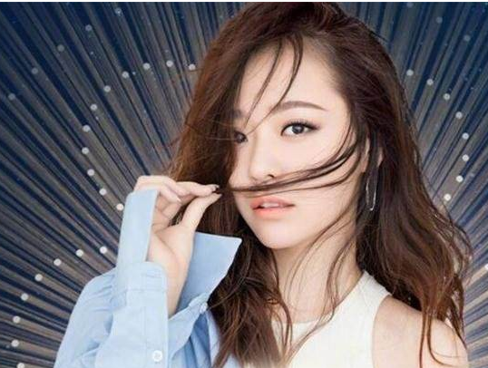 张靓颖为何离开少城时代?