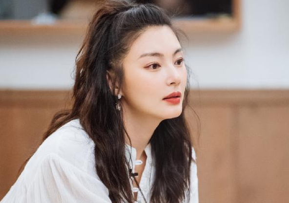 张雨绮节目中自曝原名,当初她是因何改名的?