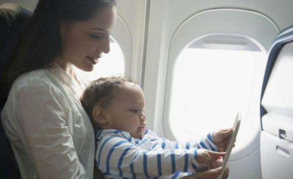 大人带两岁以上儿童机票怎么买