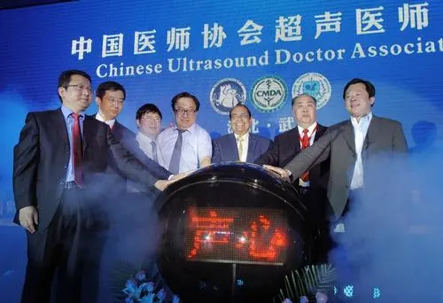 现代超声心动图之父王新房教授逝世,他的一生究竟有多传奇?