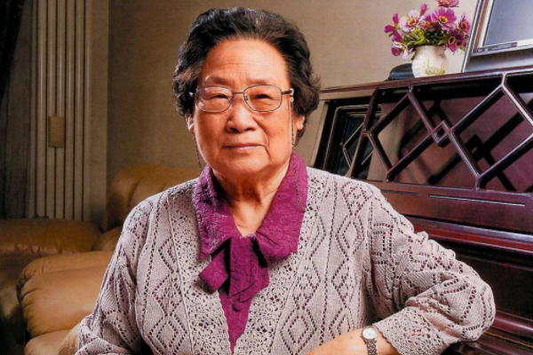 获得共和国勋章的人有哪些？