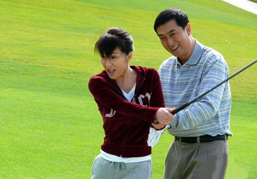 前几年禁播的电视剧《蜗居》你觉得为什么禁播?