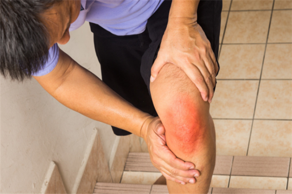 究竟是上楼梯伤膝盖啊还是下楼梯伤膝盖啊?