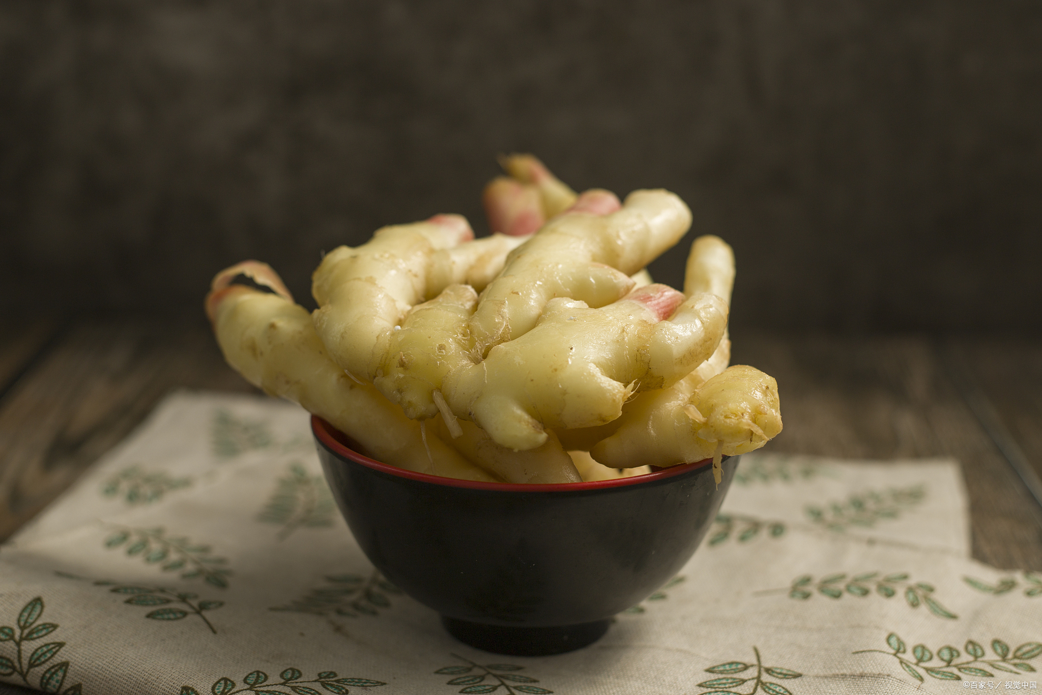 最适合收获老姜的时节是每年的什么时候?生姜是如何种出来的?